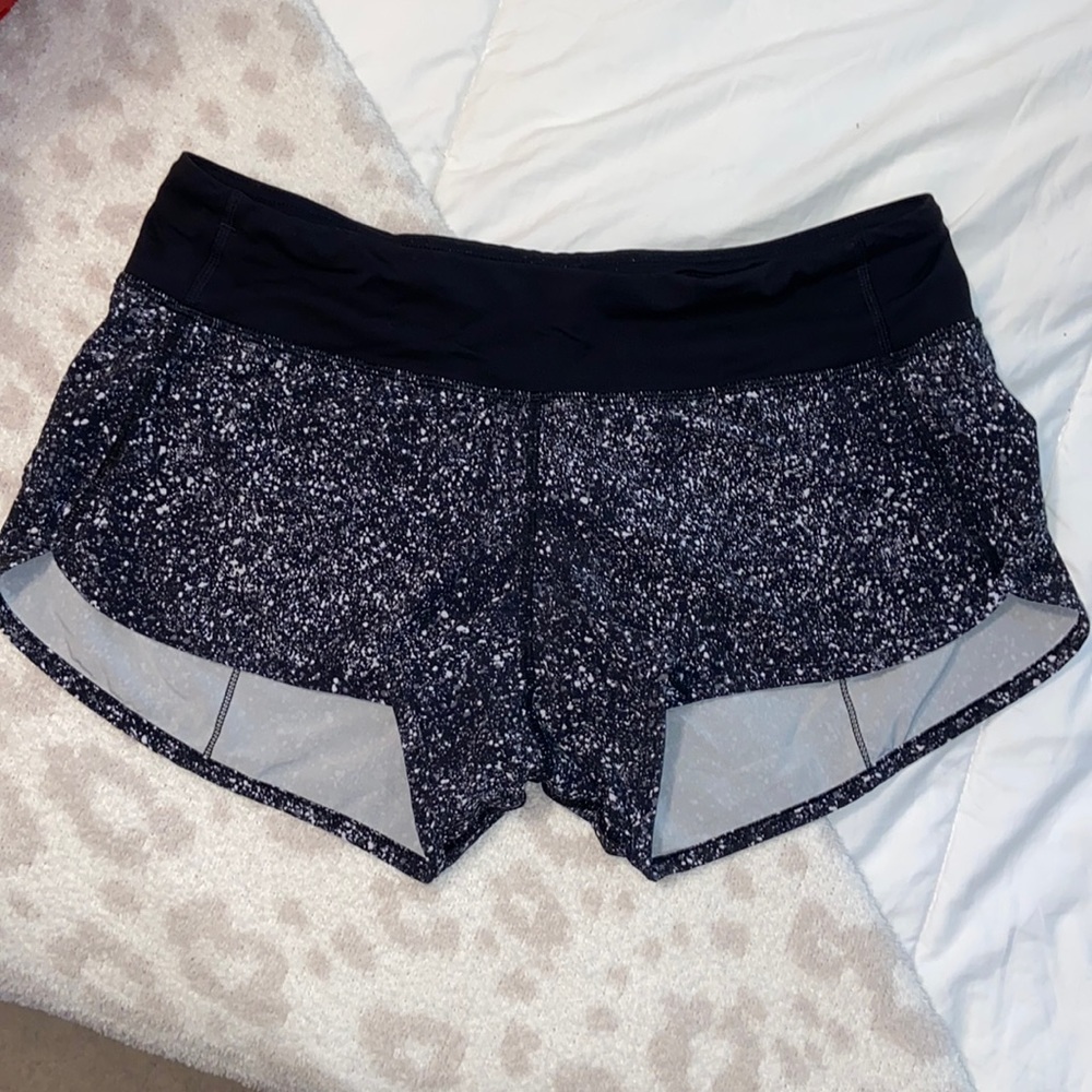 Lululemon speed shorts size 6